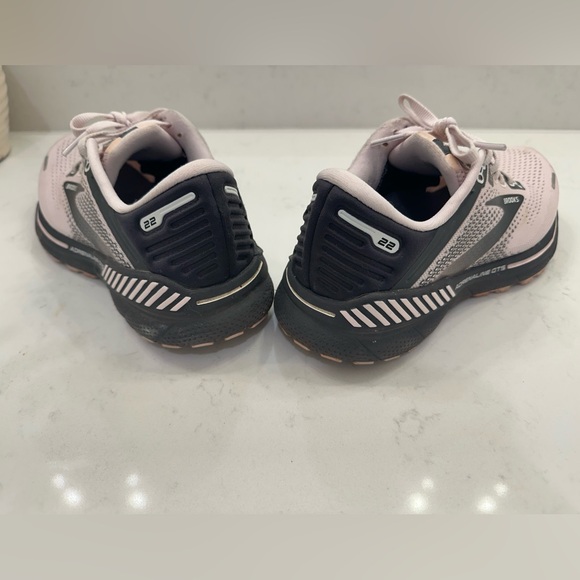 Women's Brooks Adrenaline GTS 22 Pink/Blackened Pearl Mesh size 7 - Picture 9 of 11